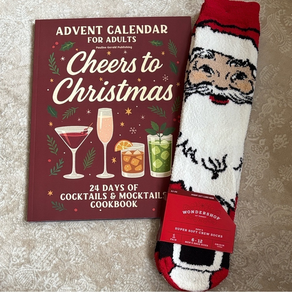 Brand New Christmas Advent Calendar 24 Day Cocktails Cookbook & Santa Crew Socks
